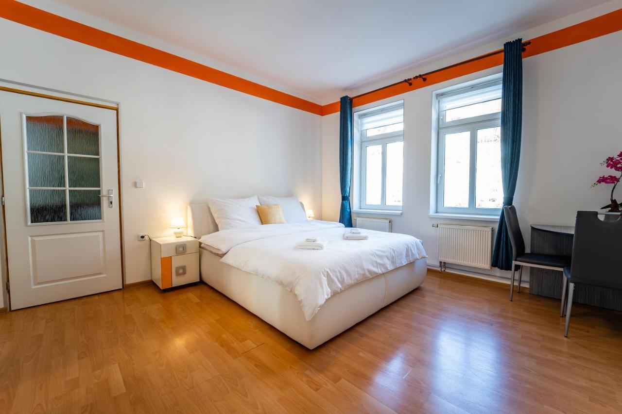 Tuan Long Apartments Jáchymov Extérieur photo